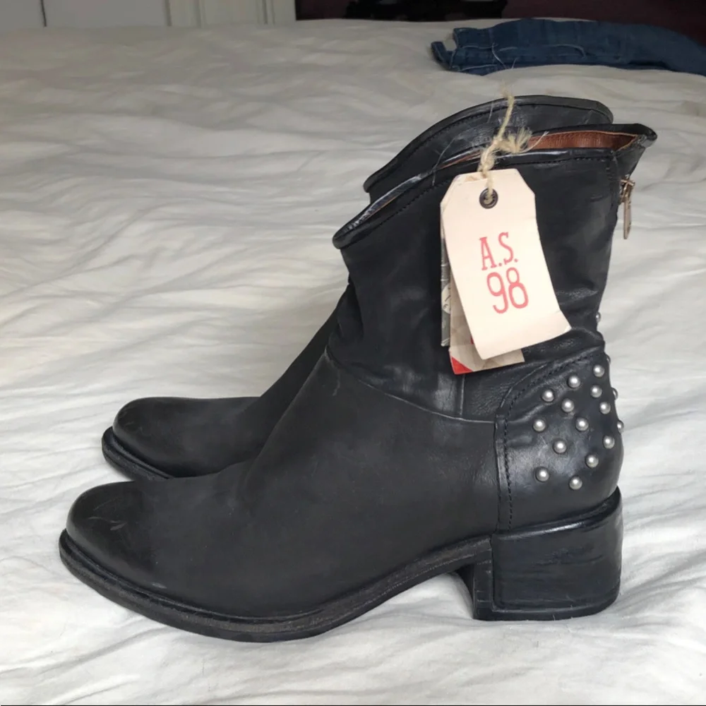 AS98 NWT Studded Leather Ankle Boots Size 11 EU42 - Picture 12 of 13
